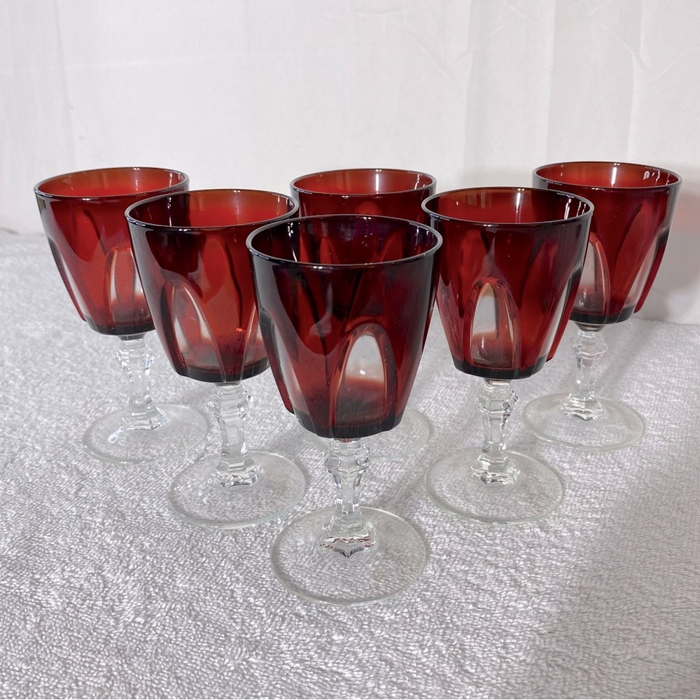 Vintage 1970’s Luminarc Arcoroc Small Gothic Red Wine Glasses x6
